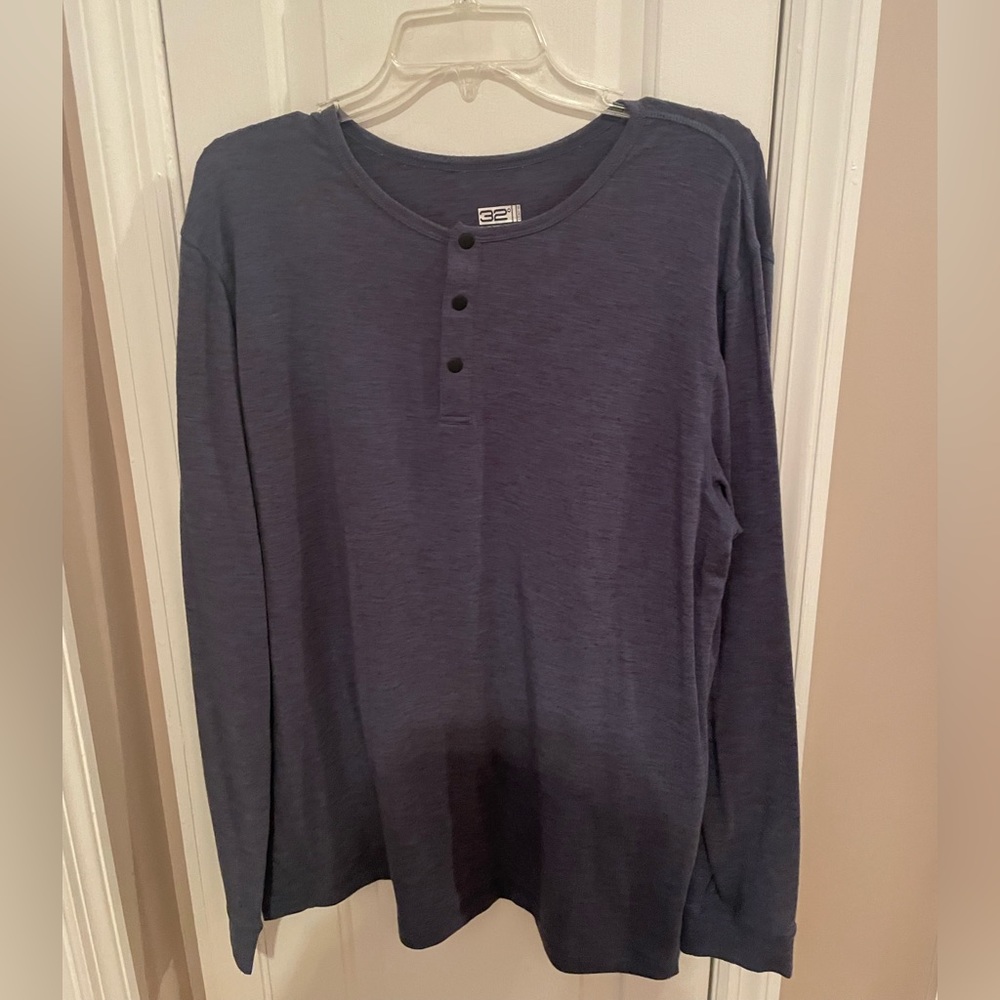 32 Degree long sleeve shirt